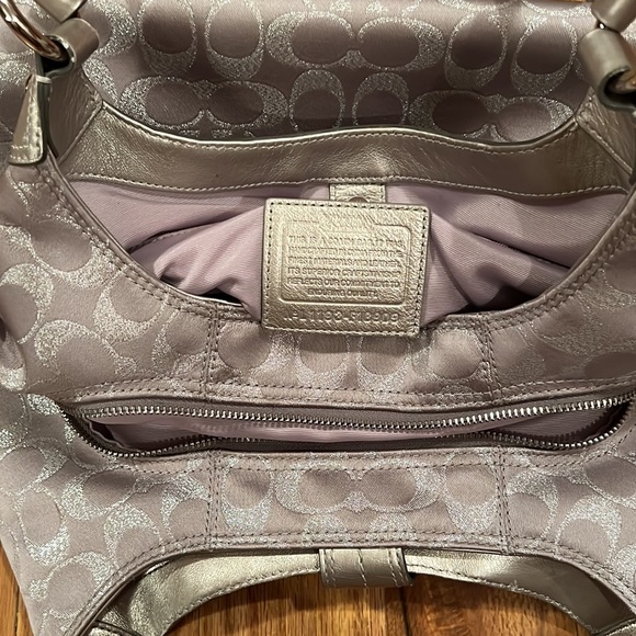 Coach Shoulder Bag - Picture 11 of 16